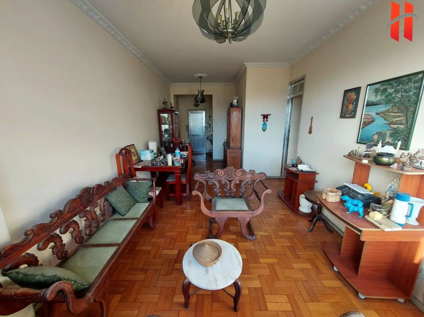 EXCELENTE APARTAMENTO COM 80M² NO JD 25 DE AGOSTO.