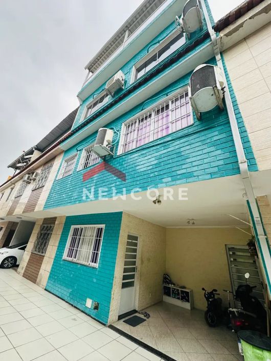 Casa de condomínio em Rua General Manoel Rabelo - Vila São Luís - Duque de Caxias/RJ