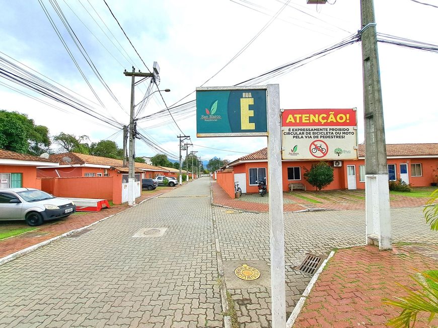 Linda Casa 2 Quartos Condomínio Santa Cruz da Serra Duque de Caxias