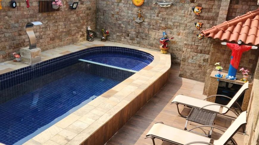0 - Casa 4 quartos, sendo 1 suíte