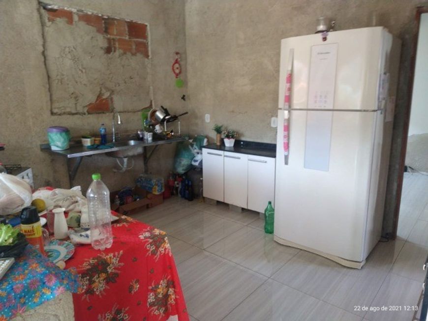 COD.829 Casa com ótima estrutura em Santa Cruz da Serra.