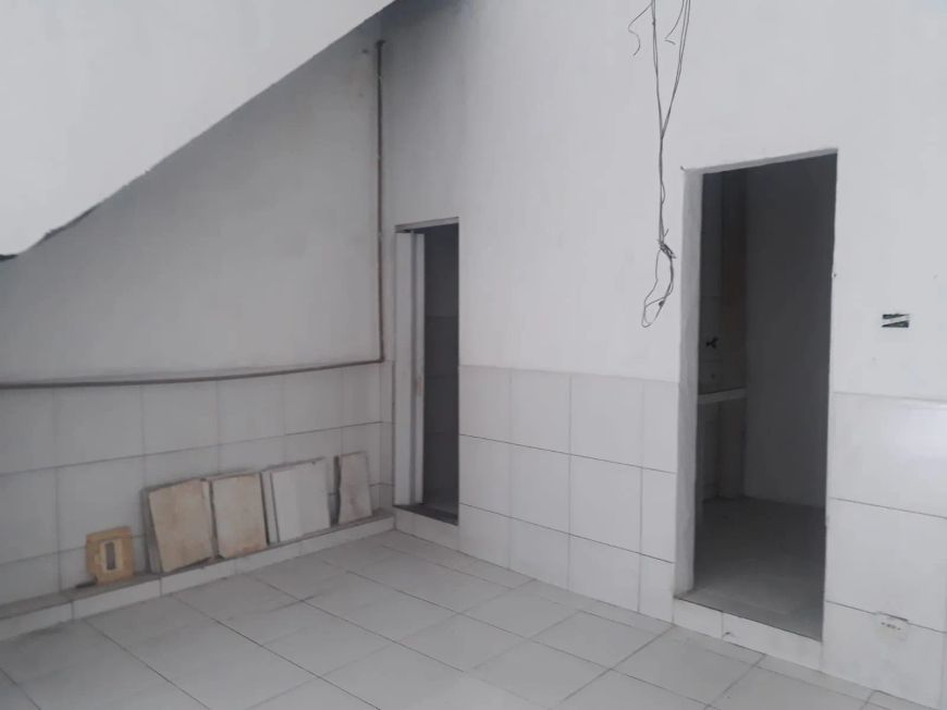Loja à venda na Rua Itaúna, Vila Itamarati, Duque de Caxias - RJ