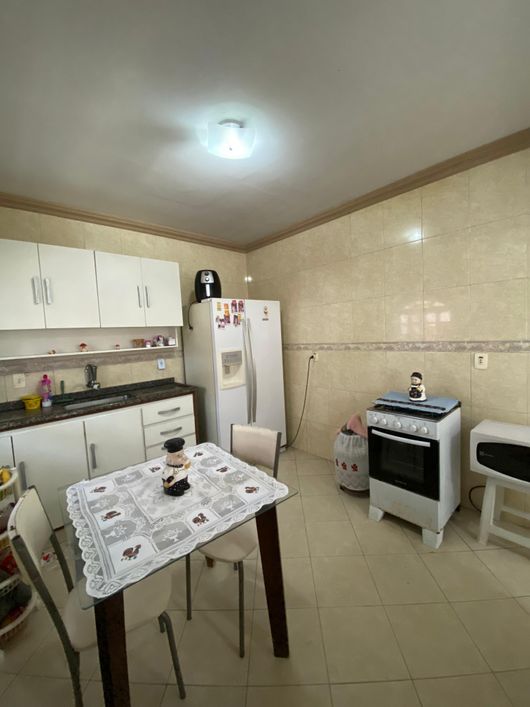 Casa grande em St Cruz da Serra em local único.