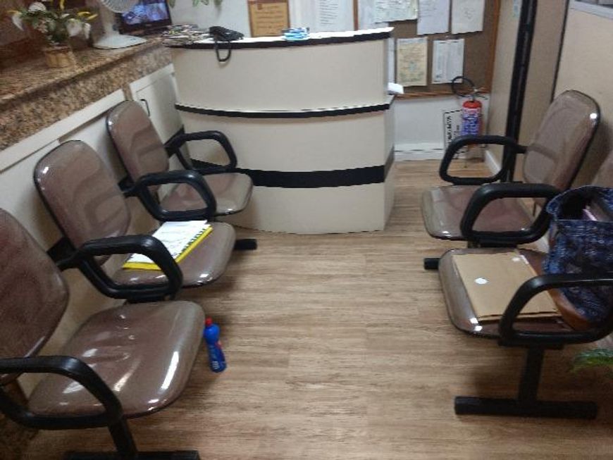 Vendo Grupo 4 Salas Comerciais - 110m² - 25 de Agosto - Duque de Caxias