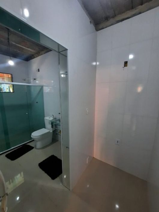 Linda casa com 2 quartos no Bosque do IPÊ