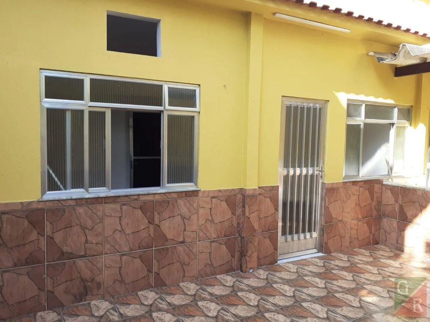 Casa para Venda em Duque de Caxias, Centro, 2 dormitórios, 1 banheiro