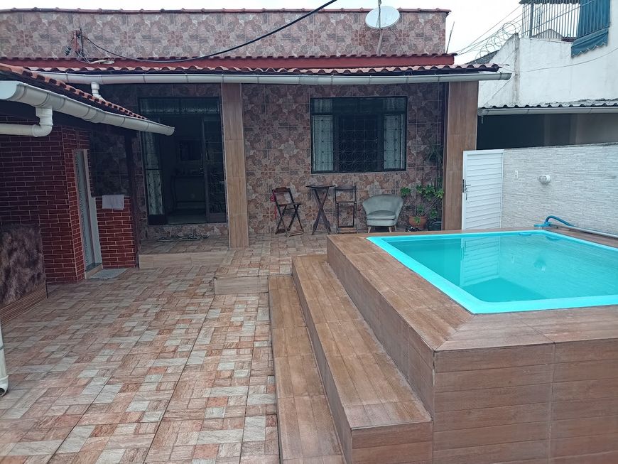 CASA 4 QUARTOS(SUITE)-3 VAGAS-PISICINA- CHURRASQUEIRA-P. LAFAIETE-DUQUE DE CAXIAS