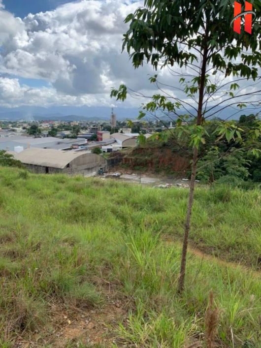 Terreno à venda na BR 040