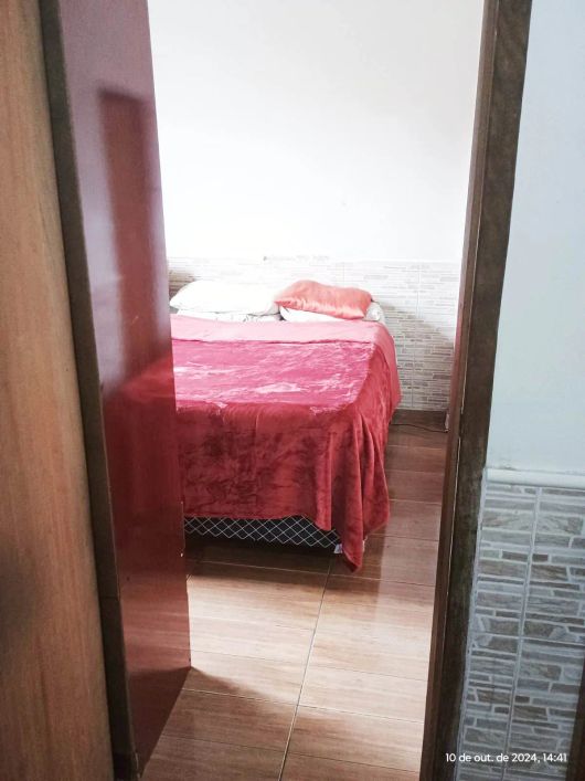 Casa 2 Quartos + Terreno com Estacionamento e 2 Salões de Festa