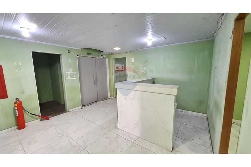 Sobreloja com 650M² no coração de Duque de Caxias!
