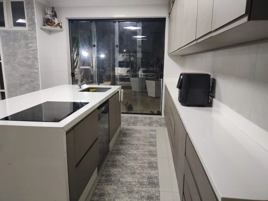 Casa alto luxo em Duque de Caxias RJ
