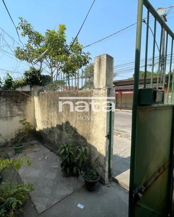 Casa com 1 quarto em Santa Cruz da Serra à venda
