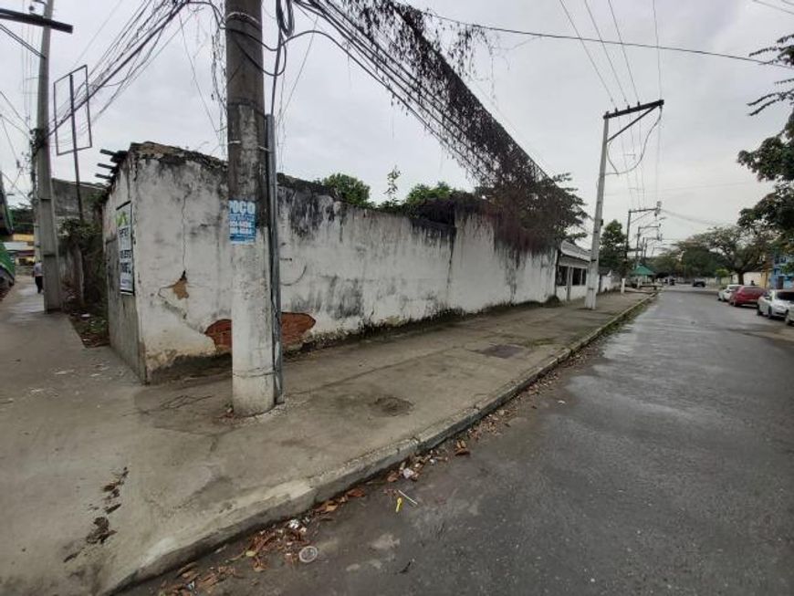 Terreno de 660m² com casa na W.Luiz Escriturado