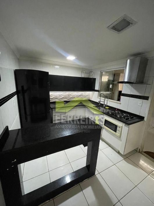 Casa Equitativa mobiliada 2 quartos e garagem financiada pelo banco