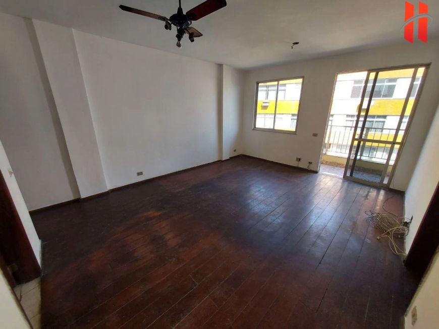 Excelente Apartamento com 120m² no Jardim 25 de Agosto.