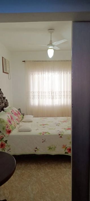 Casa à venda na Rua Vinte e Cinco de Agosto, Vila Santa Alice, Duque de Caxias - RJ