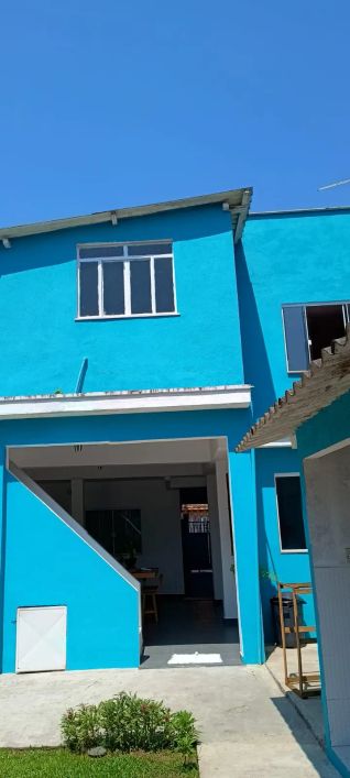 Casa à venda na Rua Vinte e Cinco de Agosto, Vila Santa Alice, Duque de Caxias - RJ