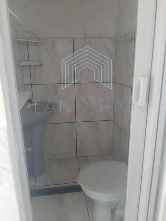 VENDO QUITINETE NA RUA 08 = $ 80.000,00 À VISTA