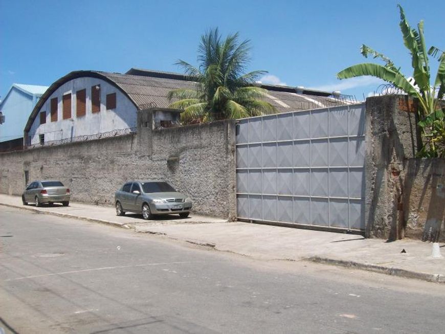 VENDO/ALUGO GALPÃO COMERCIAL/INDUSTRIAL COM 4000 m² - JARDIM GRAMACHO - PRÓXIMO A AV. W. LUIZ