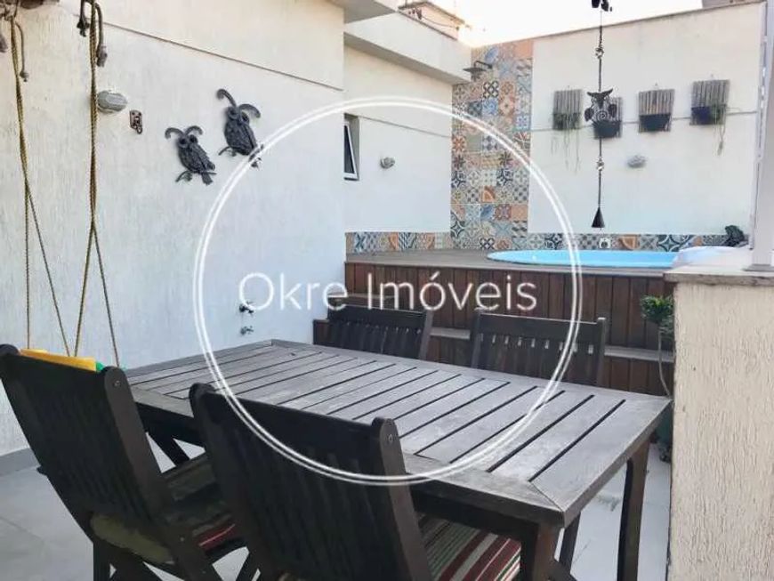 Cobertura - Duplex / Residencial / Jardim Vinte e Cinco de Agosto