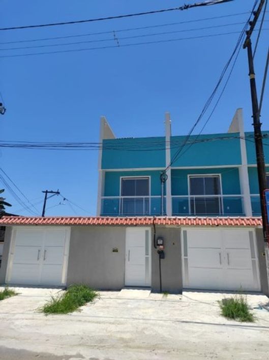 Triplex no Equitativa com 2 quartos e churrasqueira financiamento.