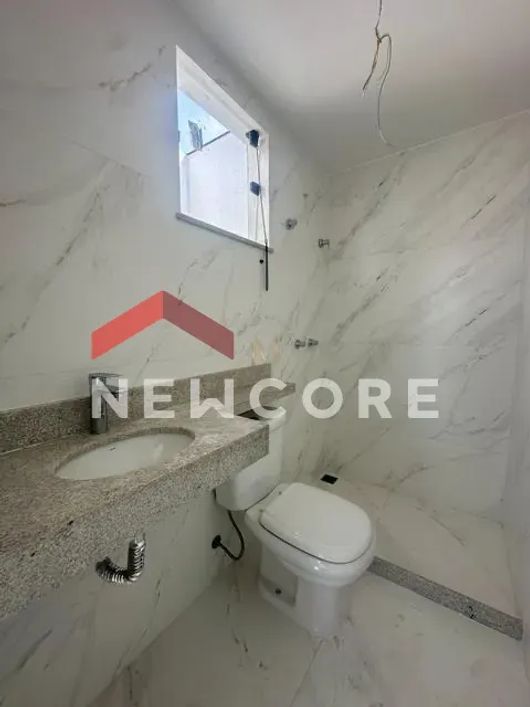 Casa em Rua Augusto dos Anjos - Jardim Vinte e Cinco de Agosto - Duque de Caxias/RJ