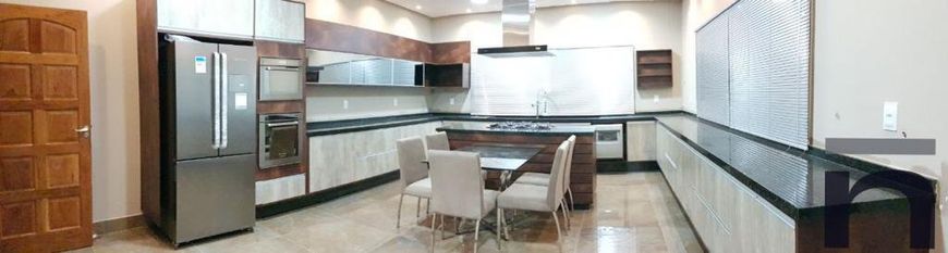 Casa com 5 quartos e 1000m² no Parque Equitativa/Duque de Caxias