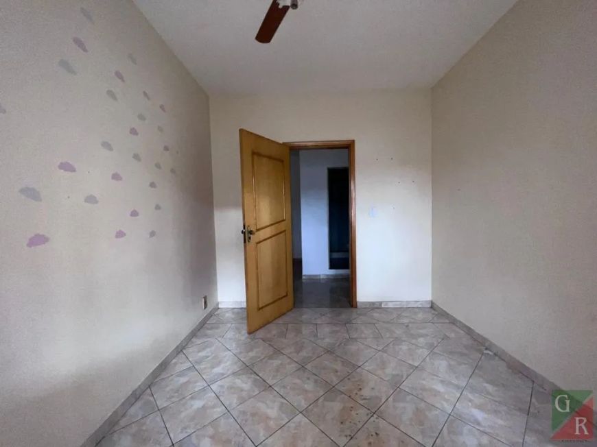 Casa para Venda em Duque de Caxias, Laureano, 4 dormitórios, 1 suíte, 3 banheiros, 5 vagas