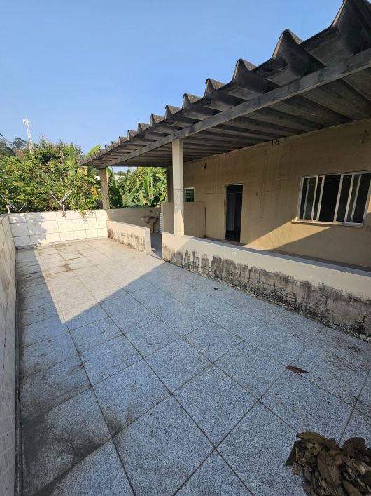 2 casas em Jardim Primavera terreno 360m²