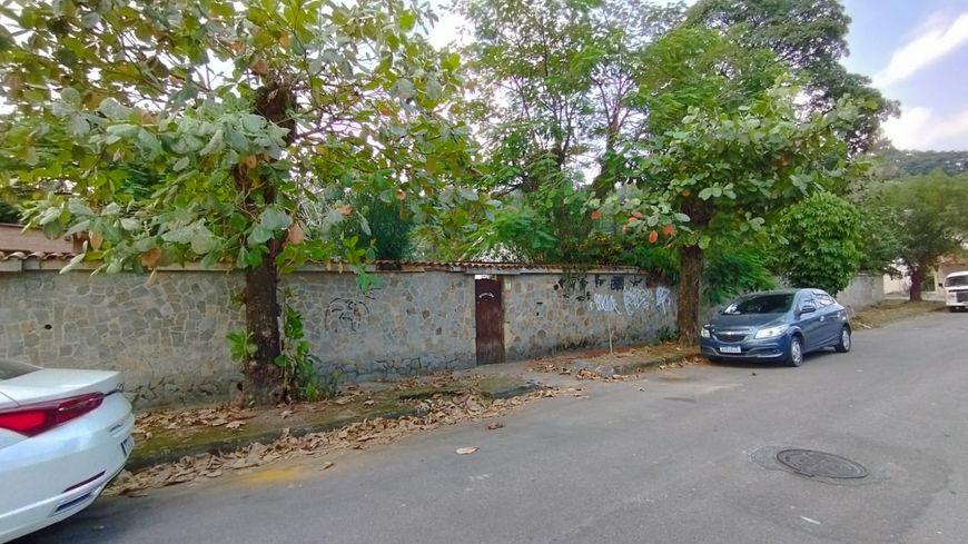 ÁREA DE 1.800M com localização privilegiada – Parque Equitativa