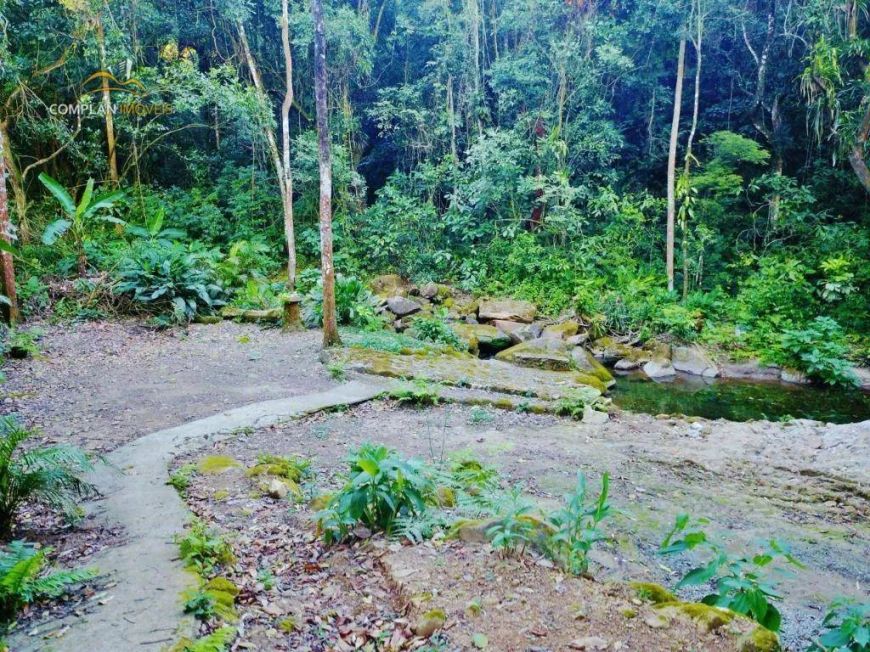 Sítio à venda - 430000 m² por R$ 3.000.000 - Com água doce vinda da Serra de Petrópolis - Mantiqueir