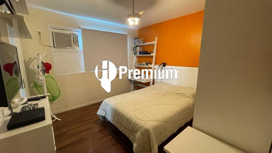 Apartamento para venda possui 157 metros quadrados com 4 quartos