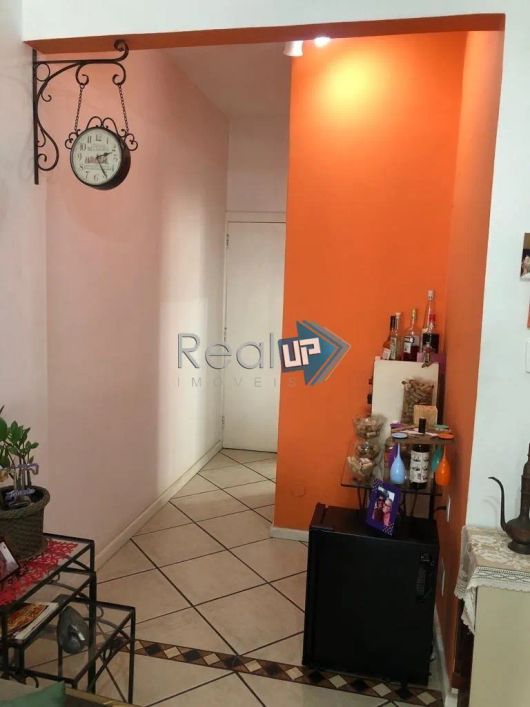 Apartamento com 3 quartos à venda em Copacabana