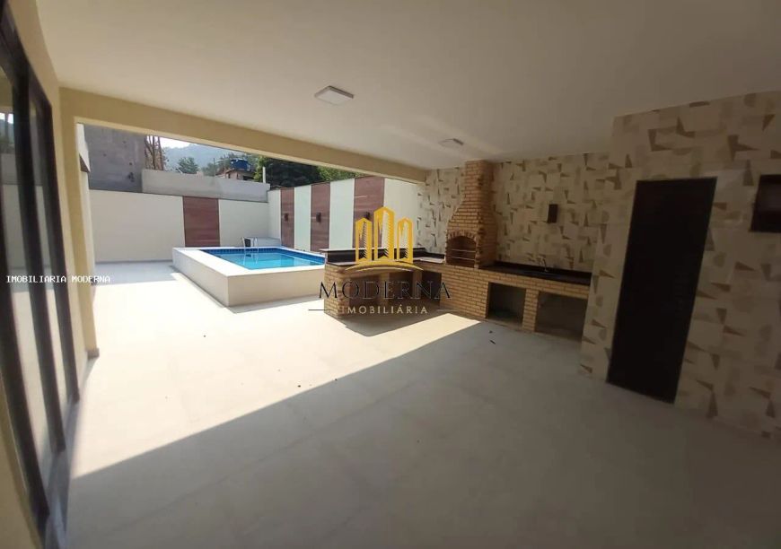 Casa para Venda em Duque de Caxias, Parque A Equitativa, 3 dormitórios, 1 suíte, 4 banheiros, 2 vaga
