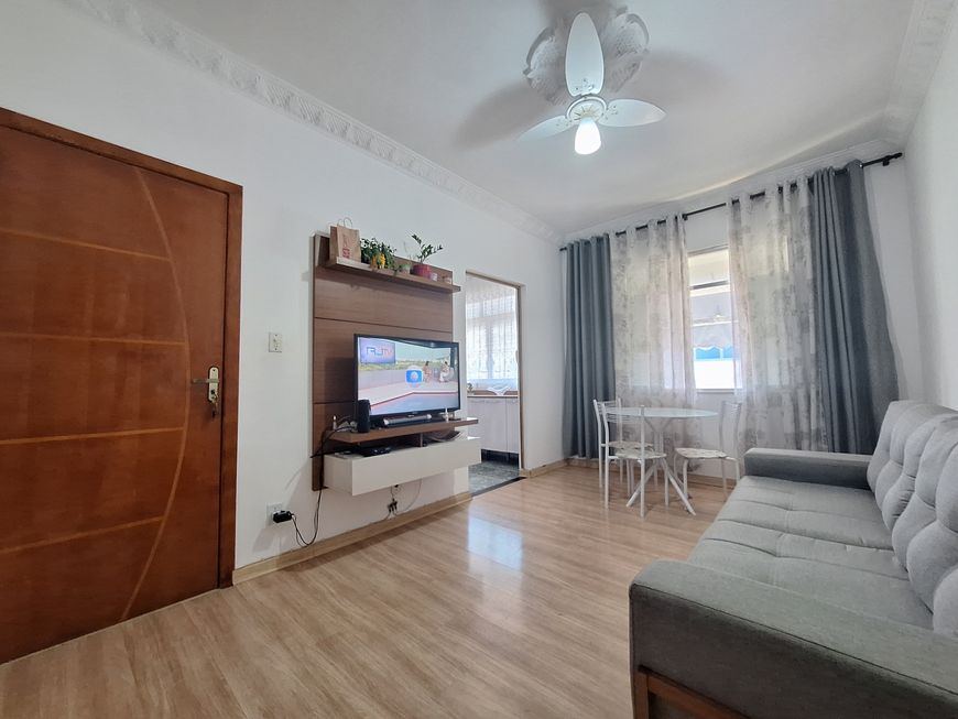 Apartamento com 2 quartos, reformado, em Penha Circular - Rio de Janeiro - RJ