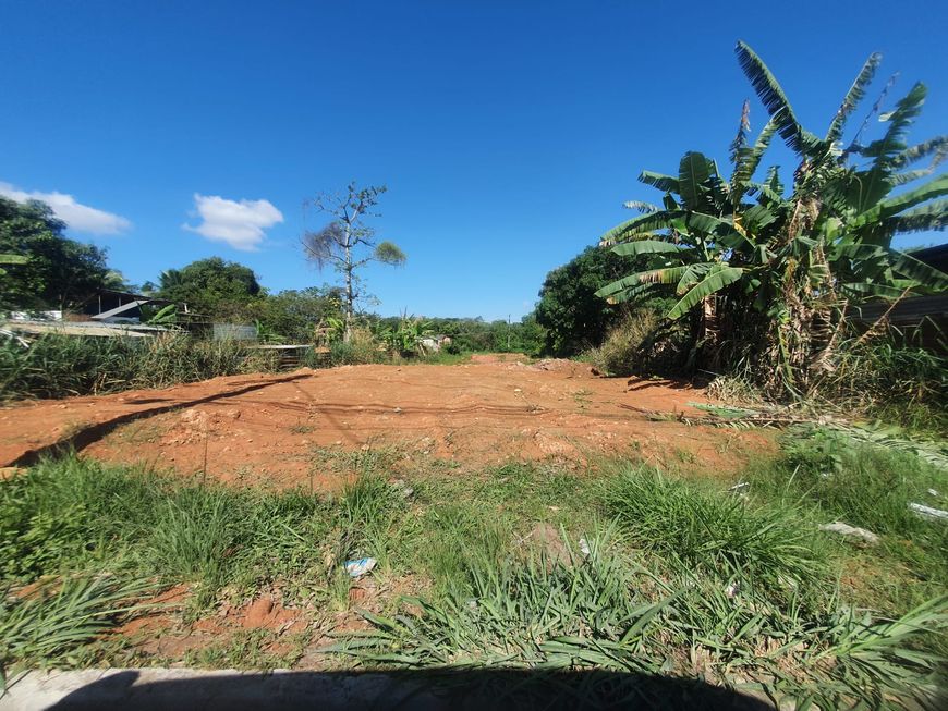 Terreno com 1.030m² rua principal em Jardim Rotsen.
