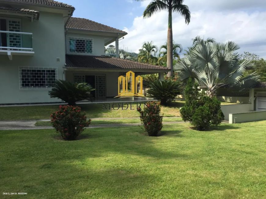 Casa para Venda em Duque de Caxias, Parque A Equitativa, 4 dormitórios, 1 suíte, 4 banheiros, 4 vaga