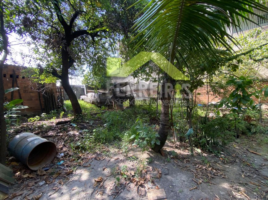ATENÇÃO INVESTIDORES ÁREA DE ESQUINA NA W. LUIZ