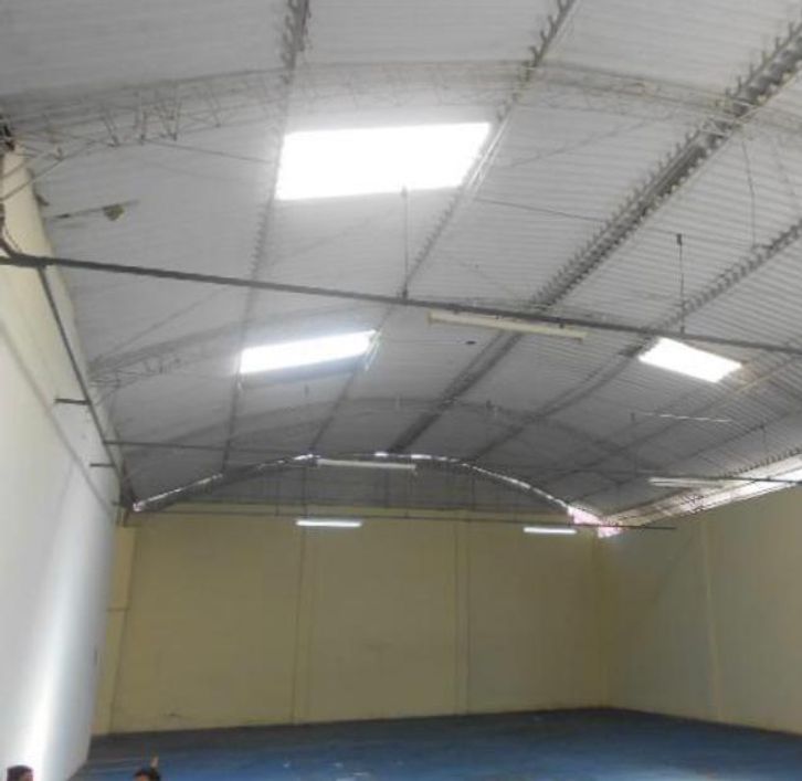 Galpão para venda com 1200M2. Parque Beira-Mar, Duque de Caxias