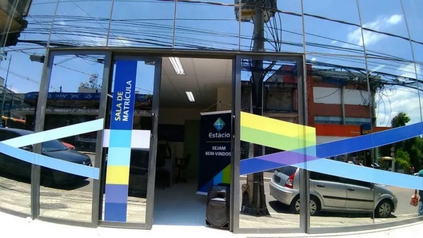 Predio de 8 andares, com 25 vagas subsoso a venda Centro Duque de Caxias