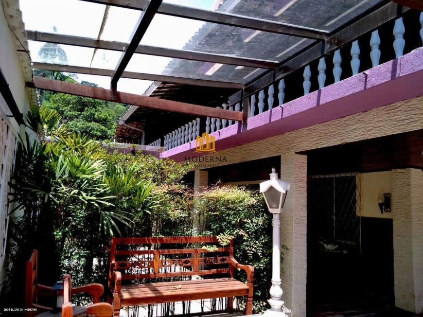 Casa para Venda em Duque de Caxias, Parque A Equitativa, 4 dormitórios, 2 suítes, 6 banheiros, 4 vag