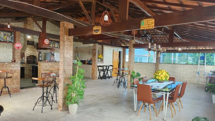 0 - Casa 4 quartos, sendo 1 suíte