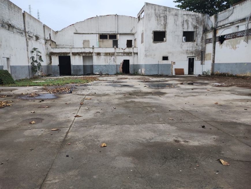 Terreno - Santa Cruz da Serra - 6.000 m2 - Cód. 1711