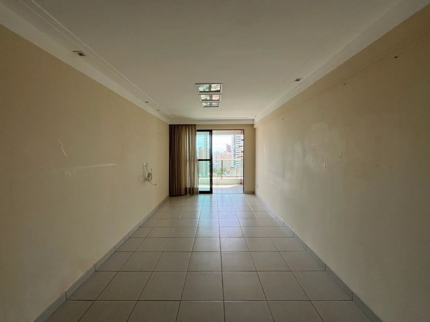 APARTAMENTO À VENDA - TIROL