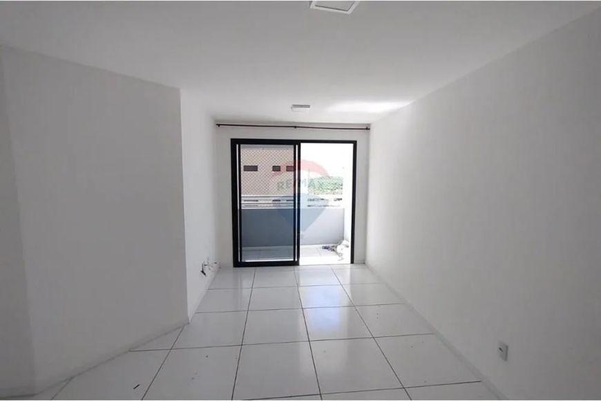 APARTAMENTO 02 QUARTOS COM 02 BANHEIROS COM VARANDA - ANDAR ALTO