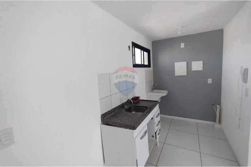 APARTAMENTO 02 QUARTOS COM 02 BANHEIROS COM VARANDA - ANDAR ALTO