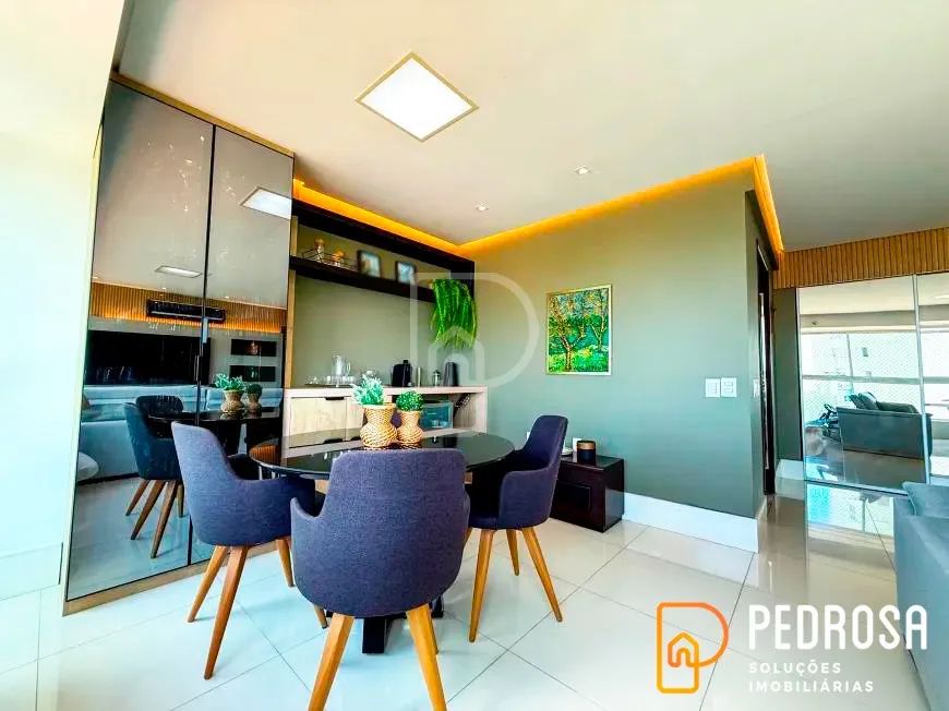 Apartamento para venda | 120 m2 | 3 quartos | Reformado | 2 vagas | Petrópolis Natal/RN