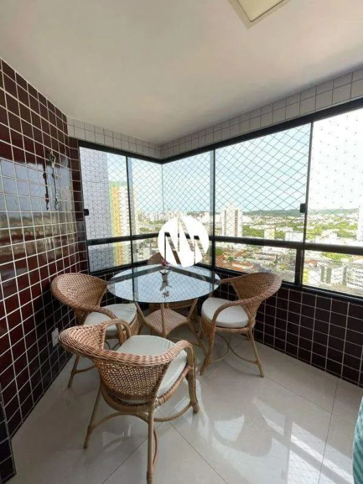 Apartamento para venda no Edifício Ravisant em Candelária - Natal RN