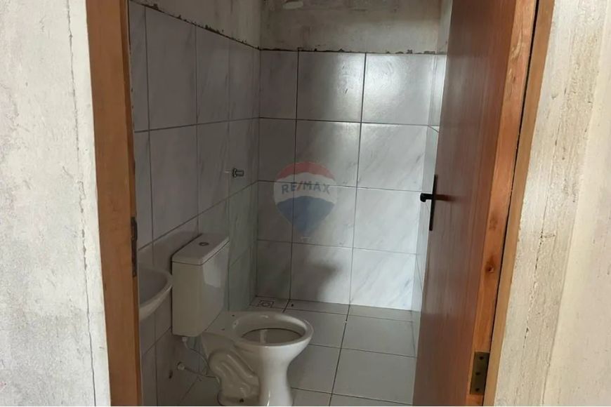 Prédio comercial na Av. Moema Tinoco