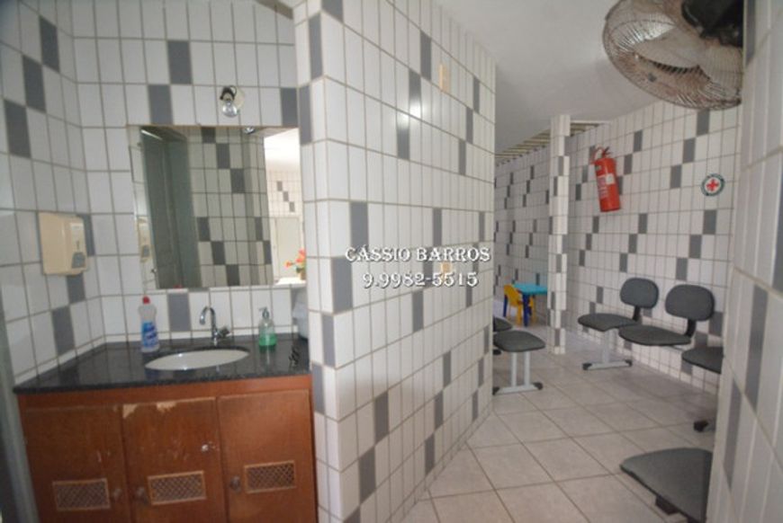 Excelente prédio comercial- Rua Felipe Camarão/ Centro